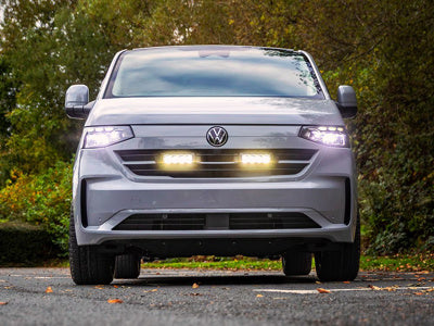 Kit Calandre VW Transporter T7 25+ Kit Calandre avec x2 Triple-R 750 Elite LAZER LAMPS sur Xperts4x4 Accessoires 4x4 Off-Road