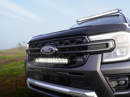 Pack LED de calandre LAZER LAMPS pour Ford Ranger Wildtrak 2023+ avec grille et éclairage LED.