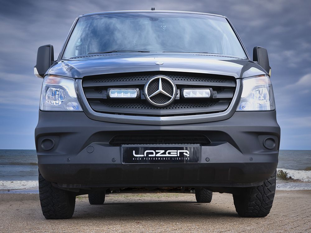 Pack LED Calandre LAZER LAMPS pour Mercedes Sprinter W906/W907, kit de grille LED pour éclairage amélioré.