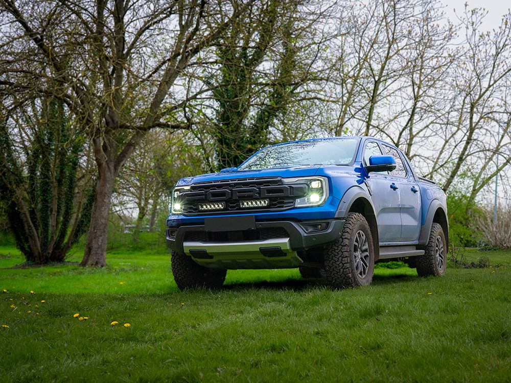 Pack LED Calandre LaZer Lamps pour Ford Raptor 2023+ Next Gen, kit d'éclairage LED pour la grille de calandre.