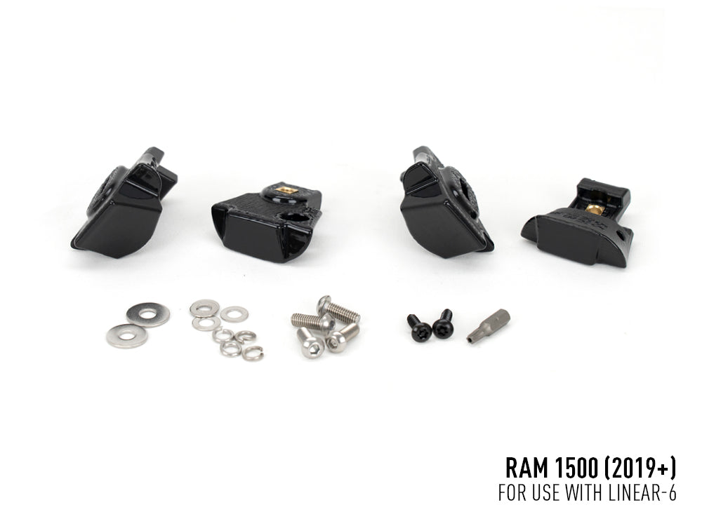 Pack LED Calandre LAZER LAMPS pour Dodge RAM 1500 avec projecteurs lumineux modernes et design robuste.