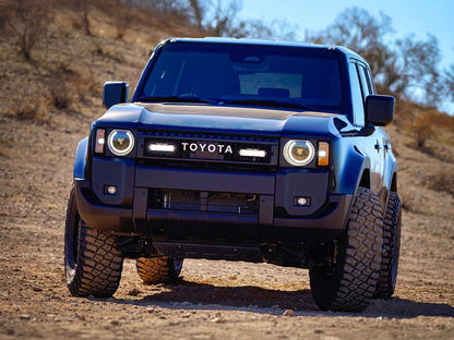 Pack LED Calandre LAZER LAMPS Toyota Land Cruiser 250-Serie 2024+ — 2x ST4 Intégré sur Xperts4x4 Accessoires 4x4 Off-Road