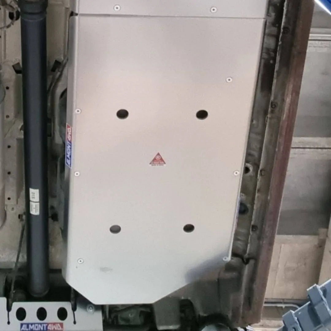 Protection Reservoir VW Transporter T6.1 MULTIVAN | Almont4wd | 6mm sur Xperts4x4 Accessoires 4x4 Off-Road