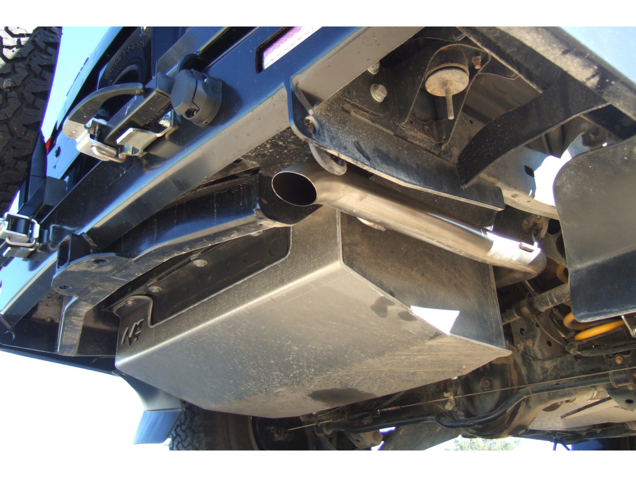 Ski de protection de réservoir supplémentaire en aluminium de 5mm pour Toyota HDJ100 N4-Offroad sur Xperts4x4 Accessoires 4x4 Off-Road