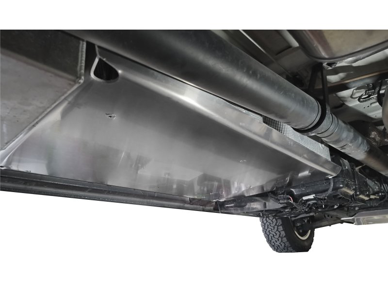 Ski protection réservoir aluminium 6mm Volkswagen Crafter 4motion 2017+ / MAN TGE 2017+ N4-Offroad sur Xperts4x4 Accessoires 4x4 Off-Road
