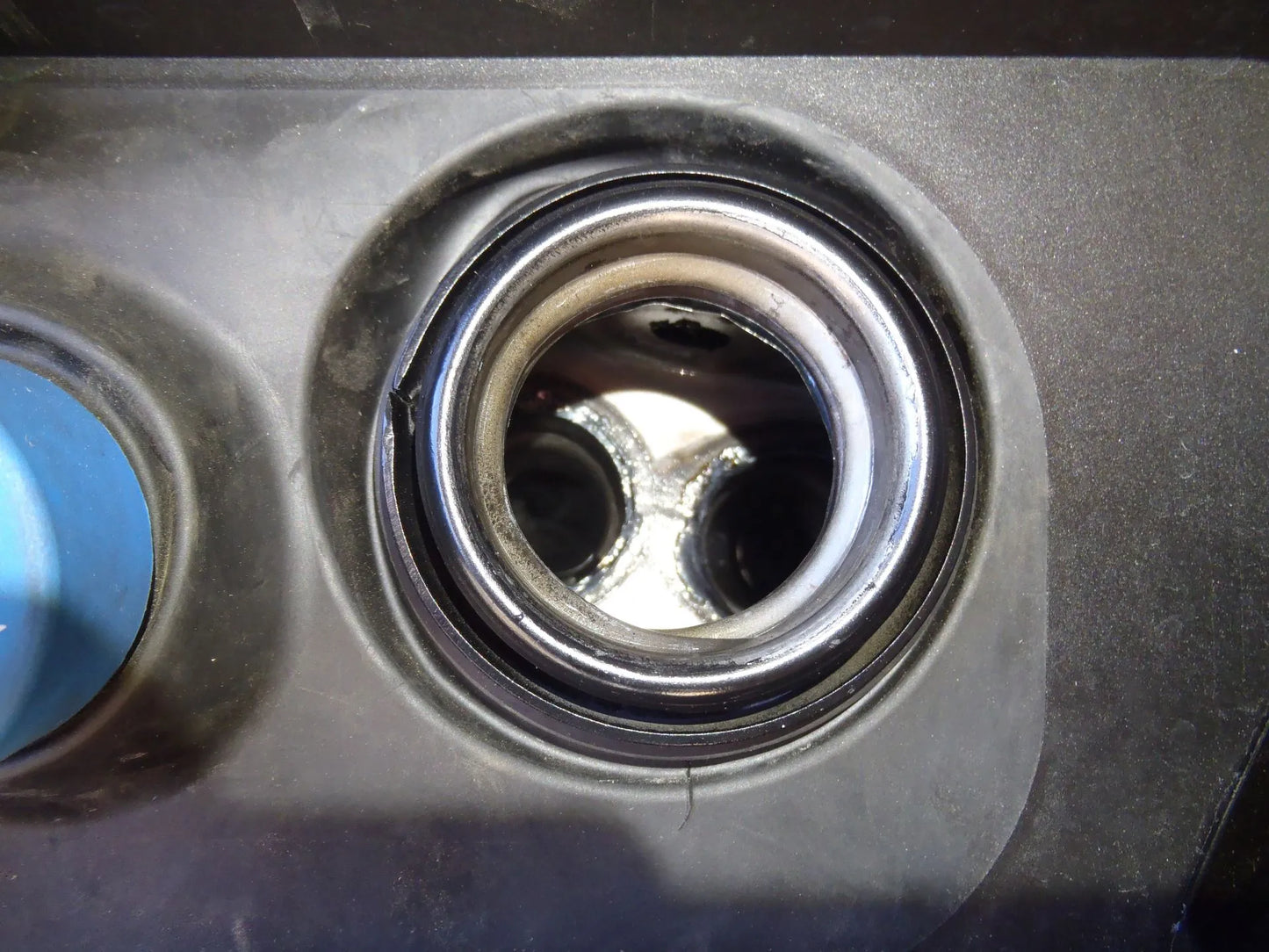 Réservoir Supplémentaire 68L INEOS Grenadier Diesel | LRA sur Xperts4x4 Accessoires 4x4 Off-Road