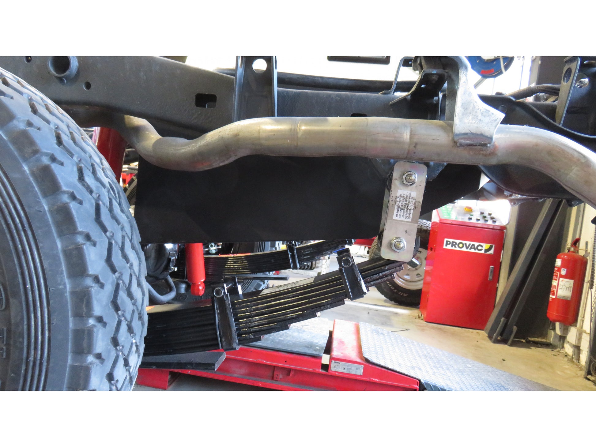 Réservoir supplémentaire auxiliaire inox 160L Toyota HZJ78 et HZJ79 simple cabine N4-Offroad sur Xperts4x4 Accessoires 4x4 Off-Road