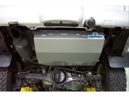Réservoir supplémentaire LRA 170L Toyota Land Cruiser VDJ200 UZJ200 UZJ202 sur Xperts4x4 Accessoires 4x4 Off-Road