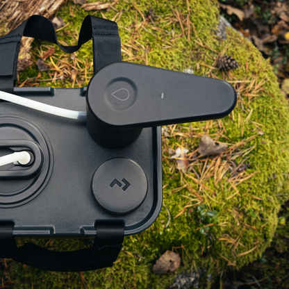 Réservoir d’Eau DOMETIC GO 11L avec Robinet - Glacier sur Xperts4x4 Accessoires 4x4 Off-Road