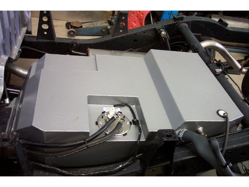 Réservoir de remplacement LRA 120L Mitsubishi L200 ML / MN Diesel 4WD sur Xperts4x4 Accessoires 4x4 Off-Road