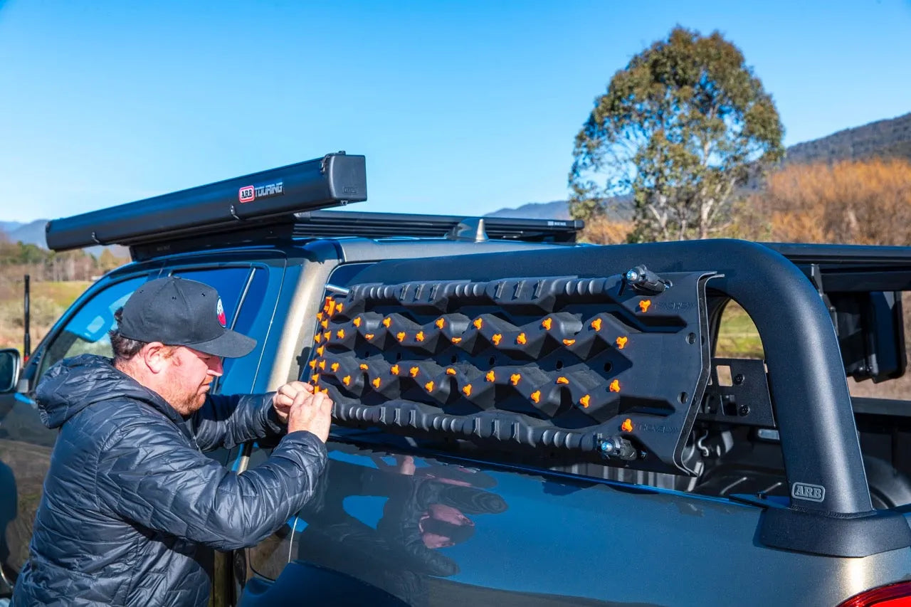 Bed Rack System ARB 4x4 + Galerie de toit Baserack | Ford Raptor 2023+ Double Cab sur Xperts4x4 Accessoires 4x4 Off-Road