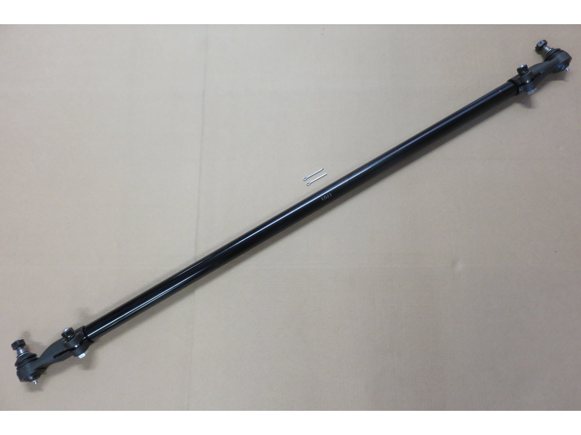 Barre de liaison renforcée Patrol Y60 - complète avec rotules N4-Offroad sur Xperts4x4 Accessoires 4x4 Off-Road