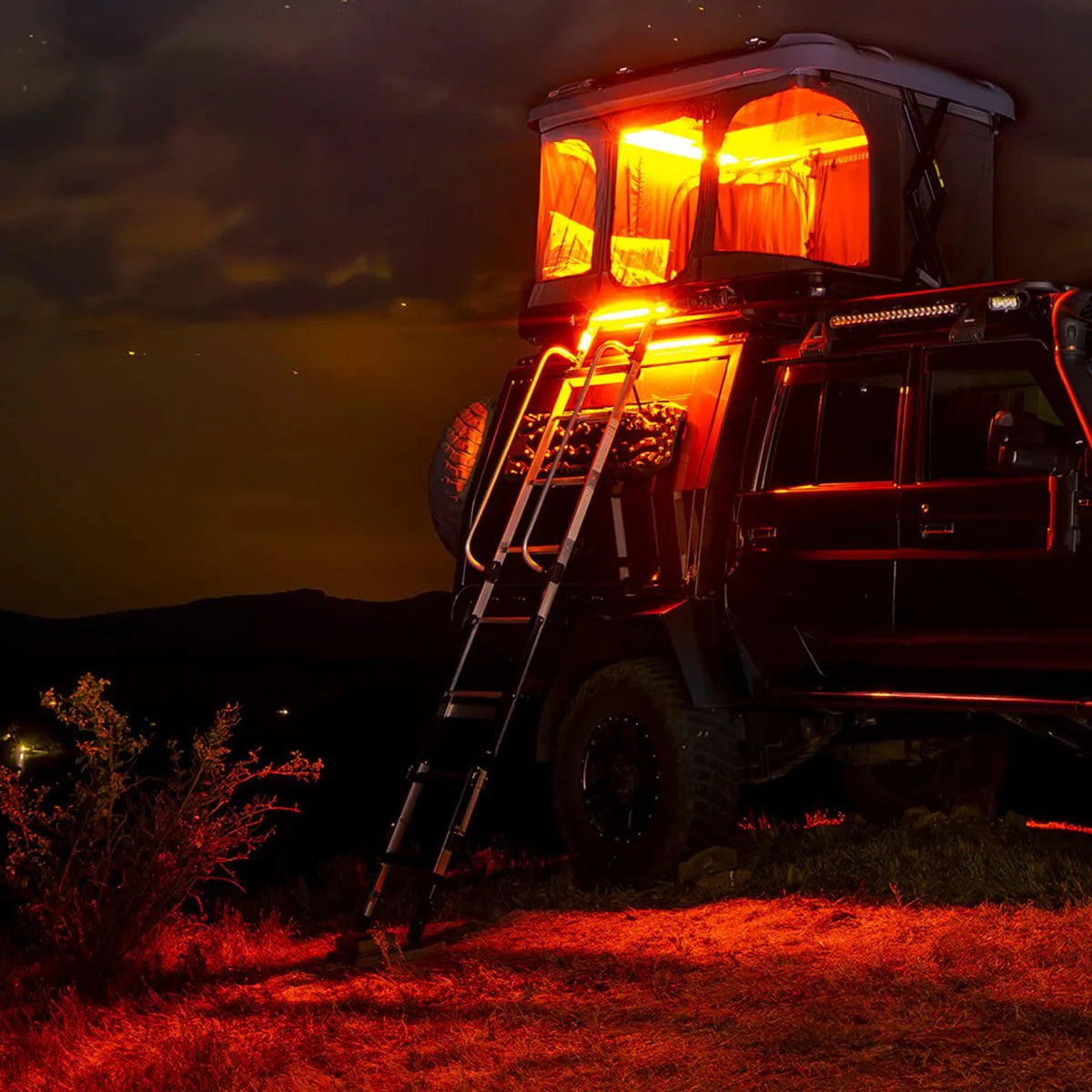 Tente de toit Altitude Electrique | ARB sur Xperts4x4 Accessoires 4x4 Off-Road