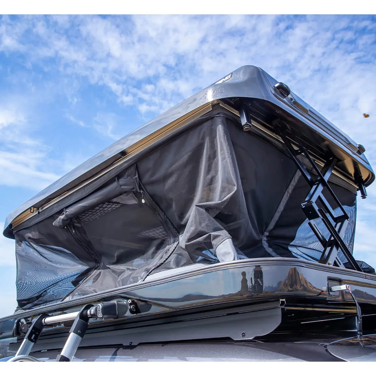 Tente de toit Altitude Electrique | ARB sur Xperts4x4 Accessoires 4x4 Off-Road