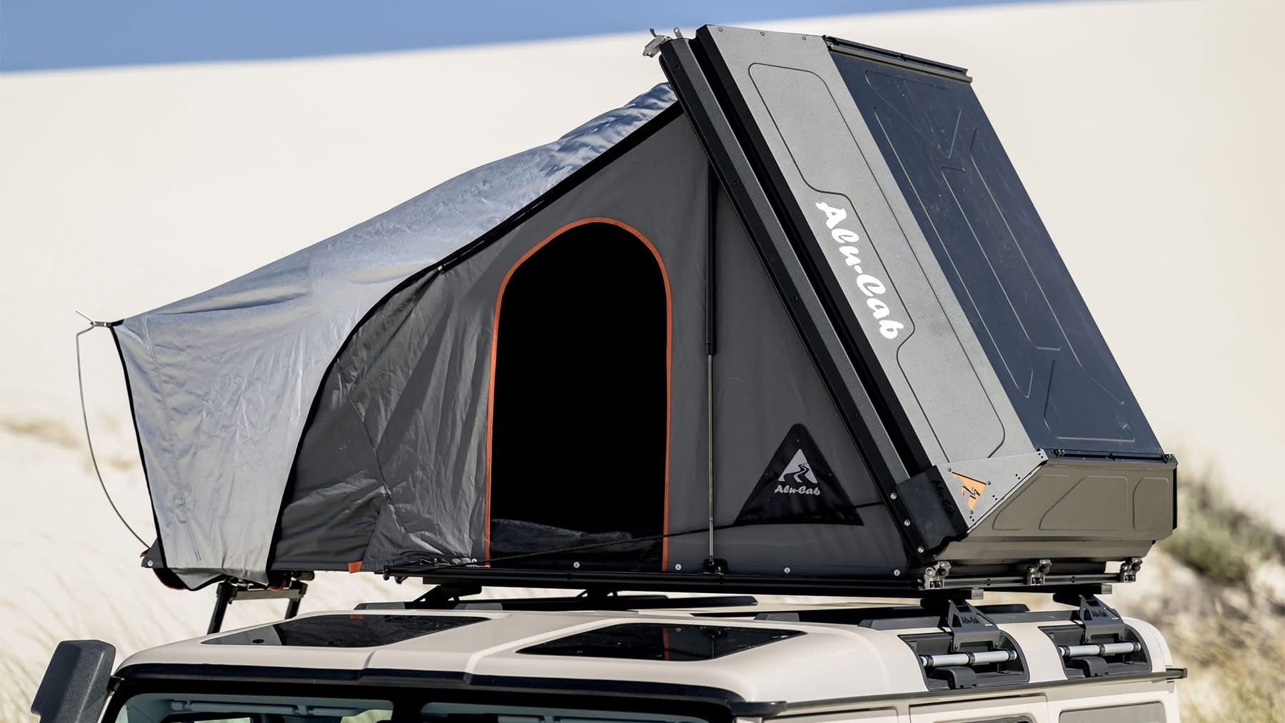 rooftop tent uk Tente de Toit Alu-Cab "RT-2S" - 2 Personnes