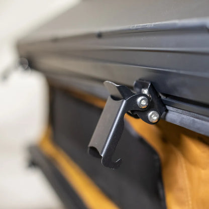 Tente de Toit Aluminium Snug Jura | Ouverture Rapide & Confort sur Xperts4x4 Accessoires 4x4 Off-Road