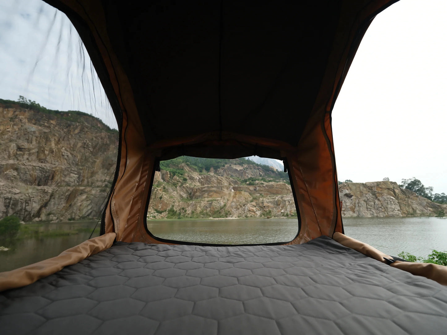 Tente de Toit WildLand | Bush Cruiser 140 V2 | 3 Places sur Xperts4x4 Accessoires 4x4 Off-Road