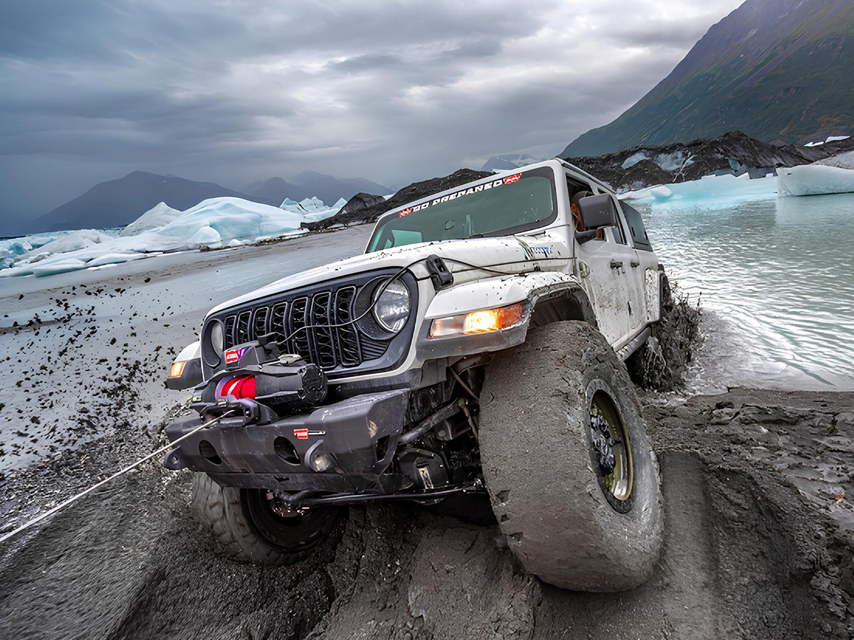 Treuil Warn Zeon XP10S 4.5T 12V | Corde Synthétique & Bluetooth sur Xperts4x4 Accessoires 4x4 Off-Road